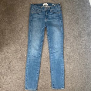 Frame skinny jeans cropped perf condition size 25